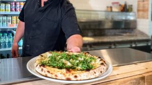 🍕 La meilleure pizza de toute la Méditerranée se déguste à Nice !