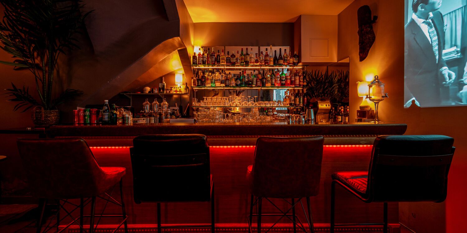 Bar lounge Cannes