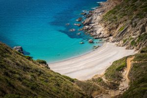 Plage de Grasseuil : Découvrez ce joyau caché